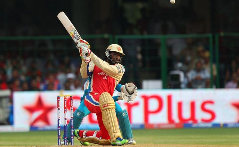 Chris Gayle RCB's 6 hitting machine